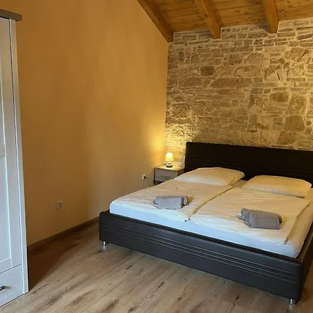 Holiday home Casa Elira